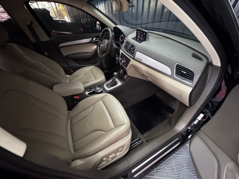 Q3 2.0 TFSI AMBIENTE QUATTRO 4P GASOLINA S TRONIC - 2013 - CAXIAS DO SUL