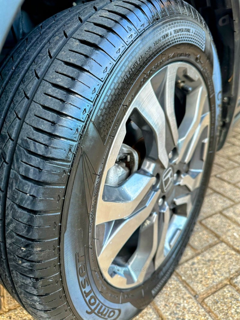 WRV 1.5 16V FLEXONE EX CVT - 2018 - TRêS COROAS