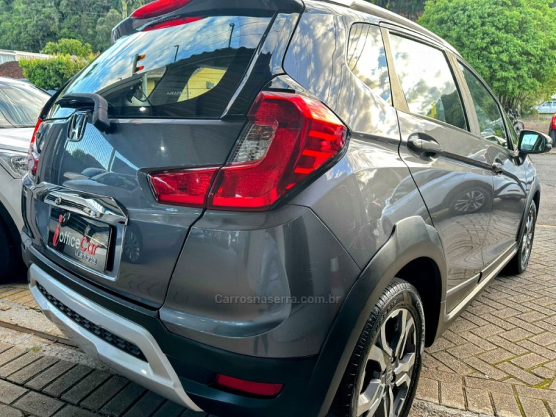 WRV 1.5 16V FLEXONE EX CVT - 2018 - TRêS COROAS