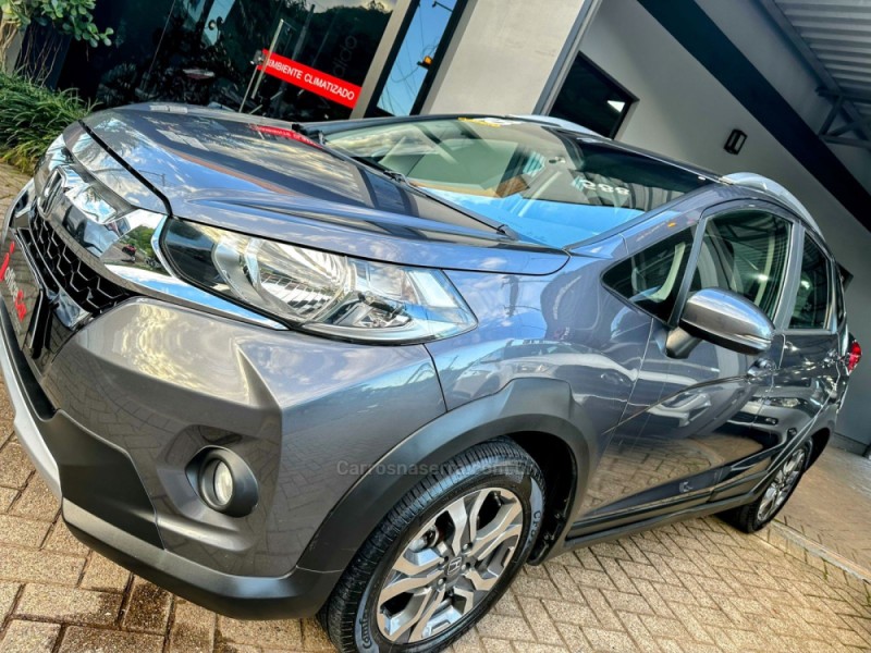 WRV 1.5 16V FLEXONE EX CVT - 2018 - TRêS COROAS