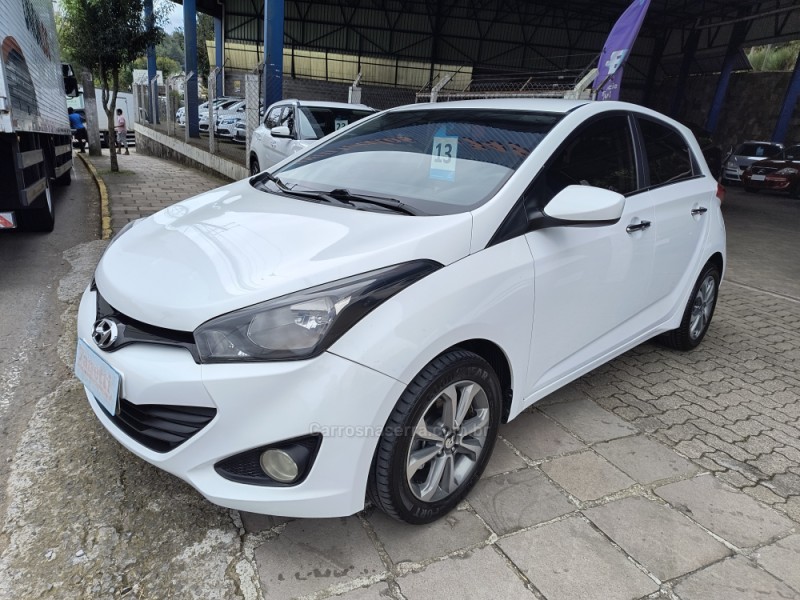 HB20 1.0 COMFORT PLUS 12V FLEX 4P MANUAL - 2013 - BENTO GONçALVES