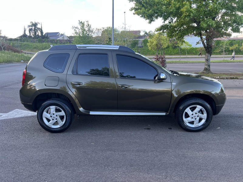 DUSTER 1.6 DYNAMIQUE 4X2 16V FLEX 4P MANUAL - 2013 - BENTO GONçALVES