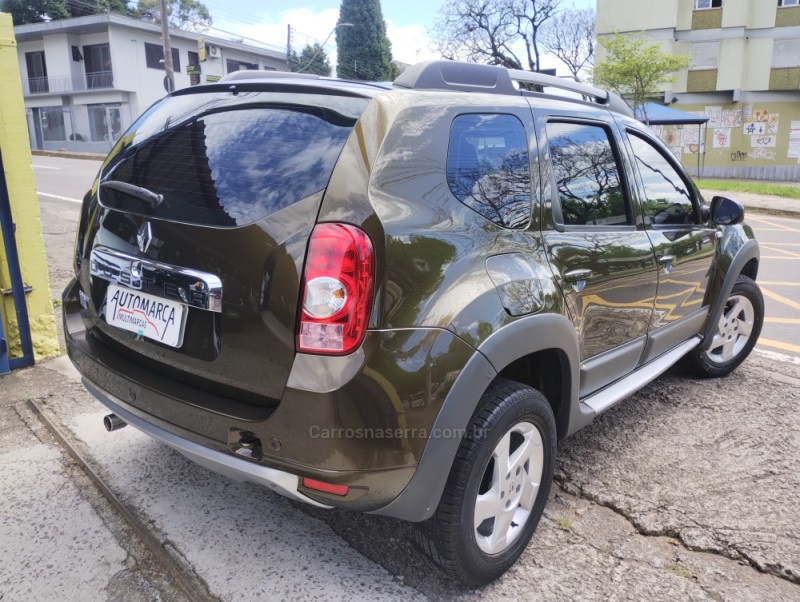 DUSTER 1.6 DYNAMIQUE 4X2 16V FLEX 4P MANUAL - 2013 - CAXIAS DO SUL