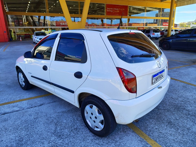 CELTA 1.0 MPFI SPIRIT 8V FLEX 4P MANUAL - 2007 - FARROUPILHA