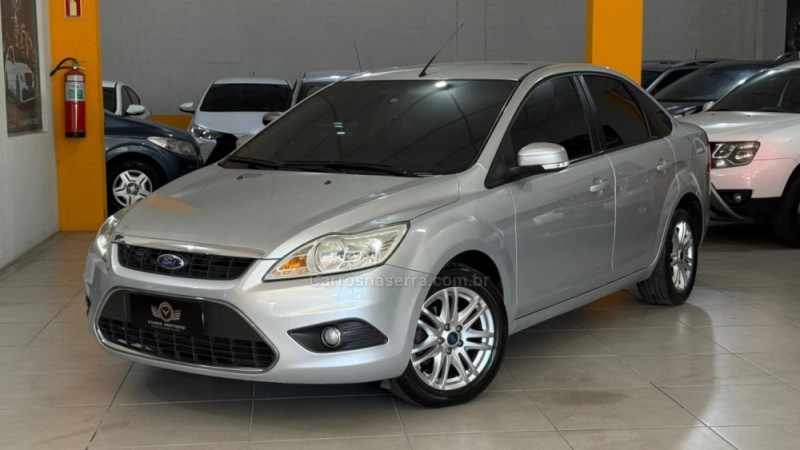 FOCUS 2.0 GLX 16V FLEX 4P AUTOMÁTICO