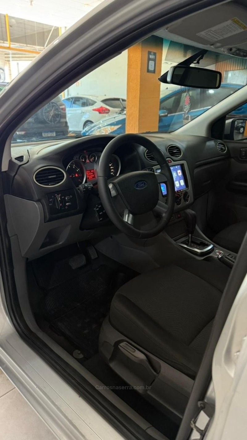 FOCUS 2.0 GLX 16V FLEX 4P AUTOMÁTICO - 2013 - SAPUCAIA DO SUL