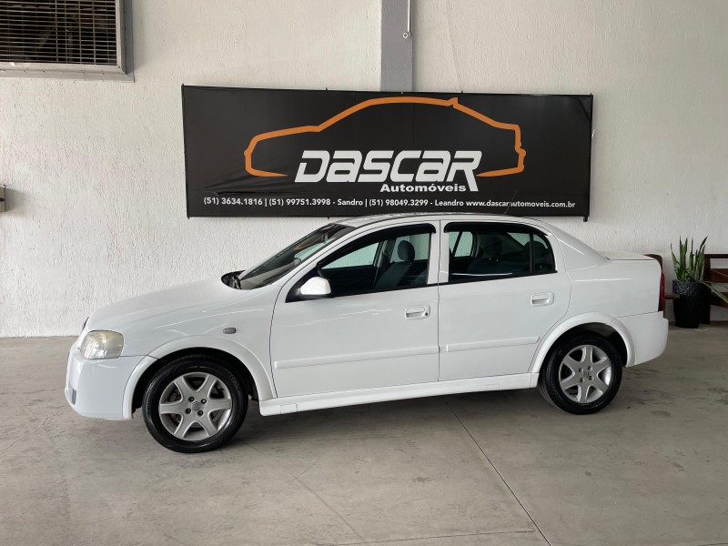ASTRA 2.0 MPFI ADVANTAGE 8V FLEX 4P MANUAL - 2007 - BOM PRINCíPIO