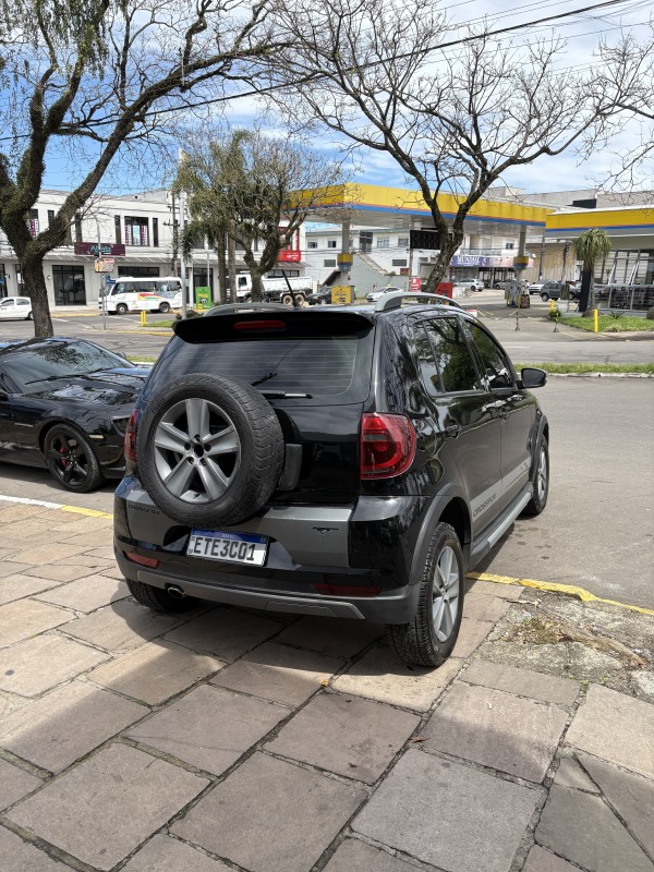 CROSSFOX 1.6 MI FLEX 8V 4P MANUAL - 2012 - FARROUPILHA