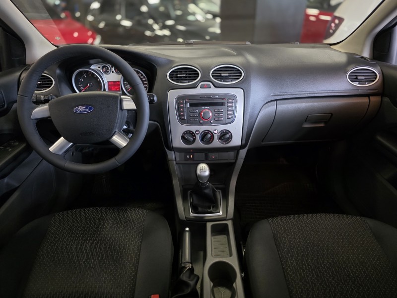FOCUS 1.6 8V FLEX 4P MANUAL - 2011 - CAXIAS DO SUL