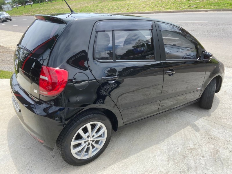 FOX 1.6 MI ITREND 8V FLEX 4P MANUAL - 2014 - CAXIAS DO SUL