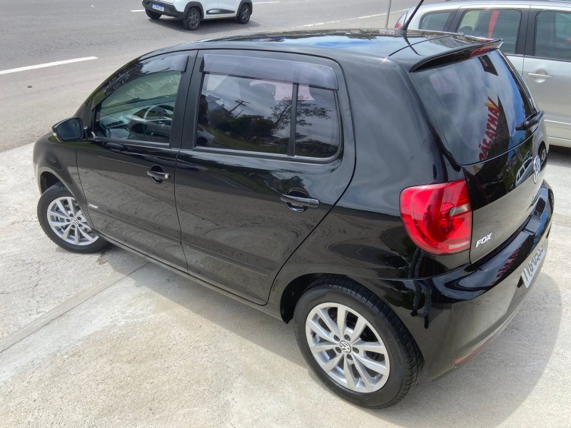 FOX 1.6 MI ITREND 8V FLEX 4P MANUAL - 2014 - CAXIAS DO SUL