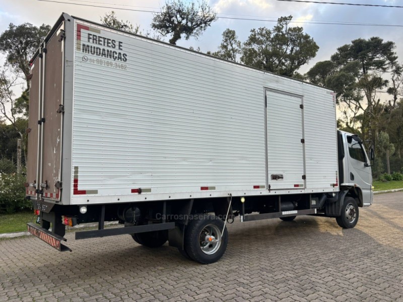 ACCELO 915 C - 2004 - CANELA