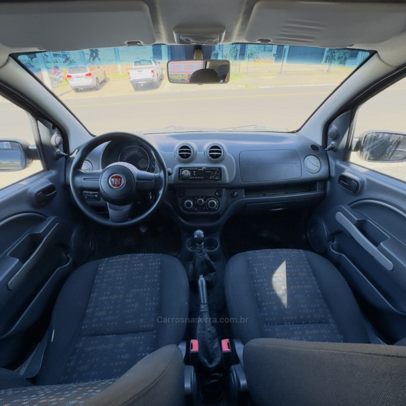 UNO 1.0 EVO VIVACE 8V FLEX 4P MANUAL - 2014 - NOVO HAMBURGO