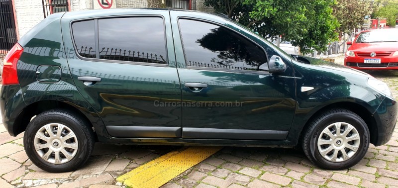 sandero 1.0 expression 16v flex 4p manual 2011 caxias do sul