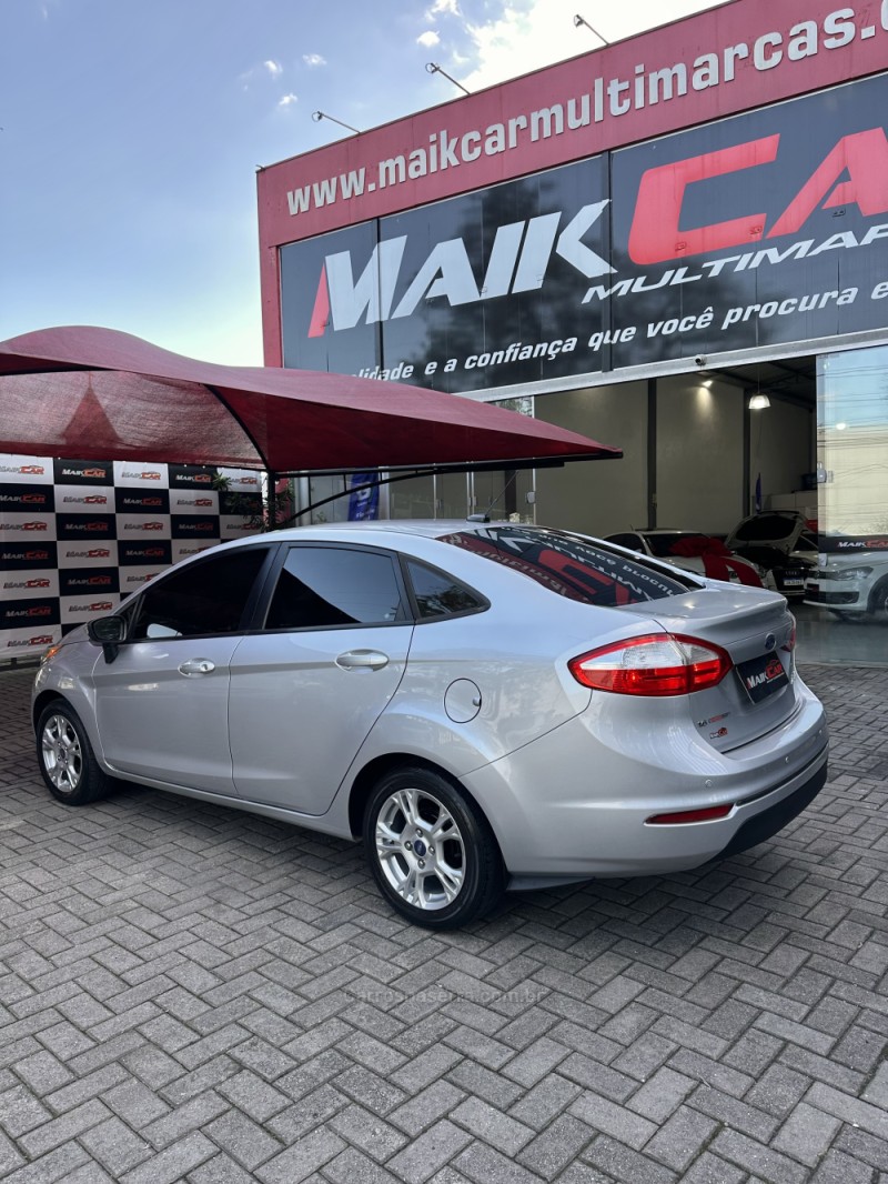 FIESTA 1.6 SE PLUS SEDAN 16V FLEX 4P AUTOMÁTICO - 2014 - ESTâNCIA VELHA