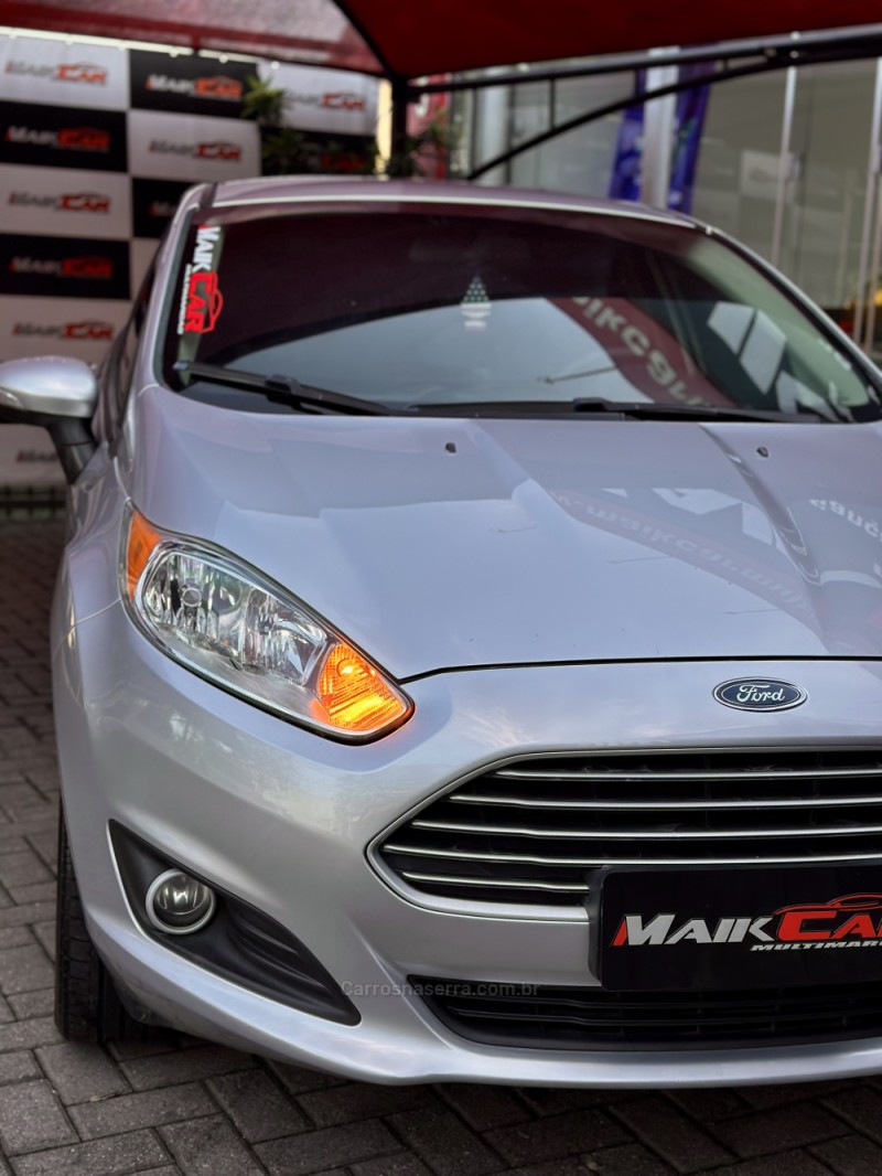 FIESTA 1.6 SE PLUS SEDAN 16V FLEX 4P AUTOMÁTICO - 2014 - ESTâNCIA VELHA