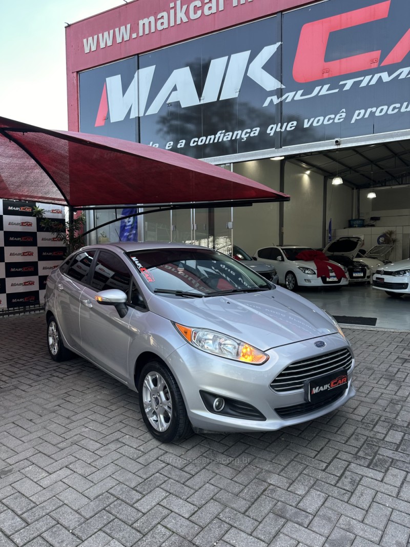 FIESTA 1.6 SE PLUS SEDAN 16V FLEX 4P AUTOMÁTICO - 2014 - ESTâNCIA VELHA