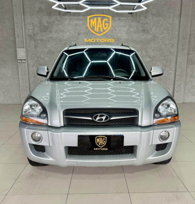 TUCSON 2.0 MPFI GL 16V 142CV 2WD GASOLINA 4P AUTOMÁTICO - 2013 - CAXIAS DO SUL