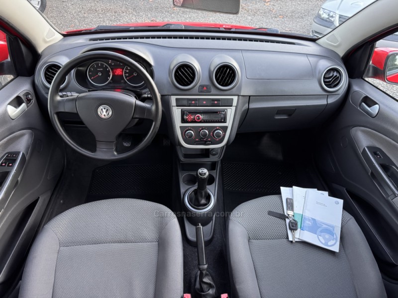 VOYAGE 1.0 MI TRENDLINE 8V FLEX 4P MANUAL - 2013 - NOVO HAMBURGO