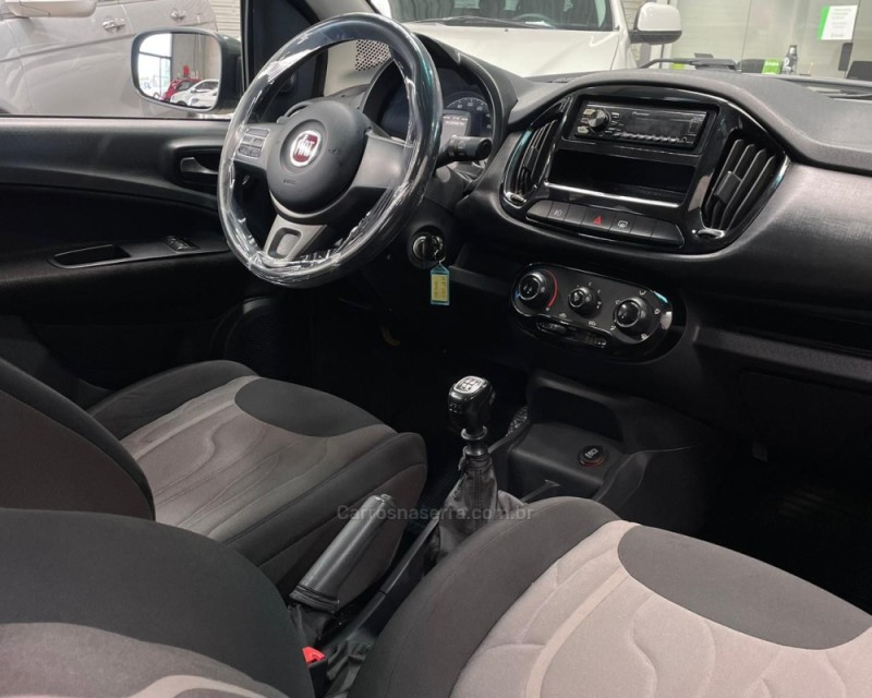 UNO 1.0 EVO WAY 8V FLEX 4P MANUAL - 2016 - VACARIA