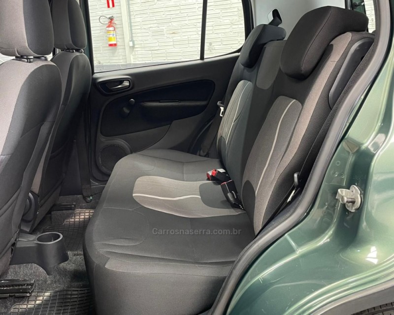 UNO 1.0 EVO WAY 8V FLEX 4P MANUAL - 2016 - VACARIA