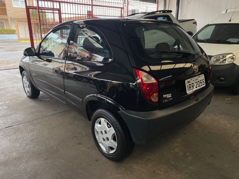CELTA 1.0 MPFI VHC LIFE 8V FLEX 2P MANUAL - 2011 - CAXIAS DO SUL