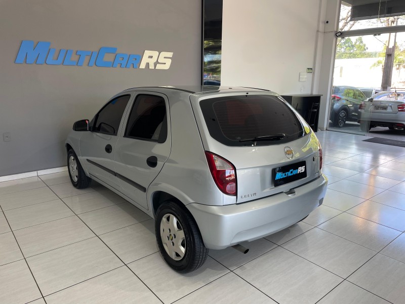 CELTA 1.0 MPFI VHCE LIFE 8V FLEX 4P MANUAL - 2011 - ESTâNCIA VELHA
