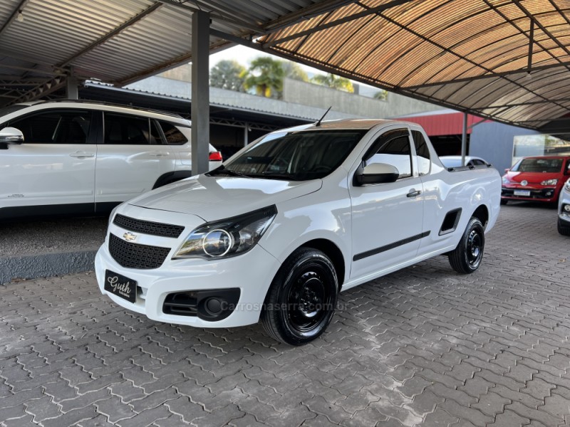 MONTANA 1.4 MPFI LS CS 8V FLEX 2P MANUAL