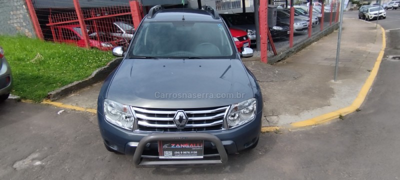 DUSTER 1.6 DYNAMIQUE 4X2 16V FLEX 4P MANUAL - 2013 - FARROUPILHA