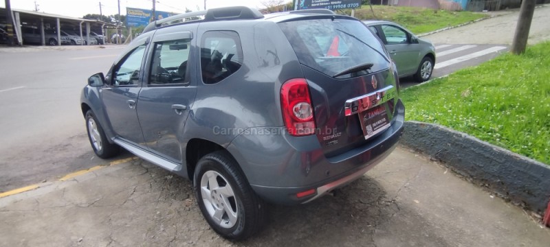 DUSTER 1.6 DYNAMIQUE 4X2 16V FLEX 4P MANUAL - 2013 - FARROUPILHA