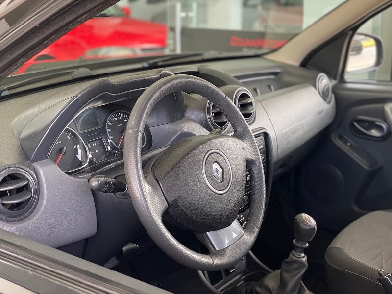 DUSTER 2.0 DYNAMIQUE 4X2 16V FLEX 4P MANUAL - 2014 - CAXIAS DO SUL