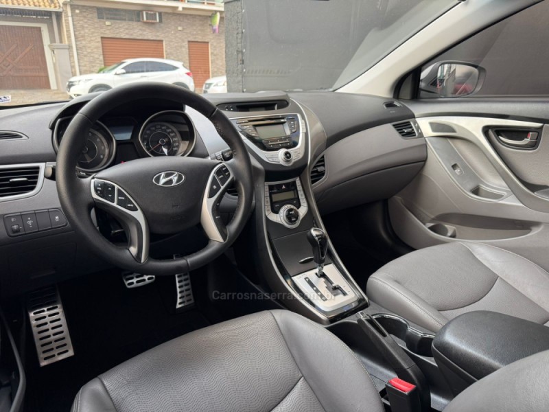ELANTRA 1.8 GLS 16V FLEX AUTOMÁTICO - 2013 - ESTâNCIA VELHA