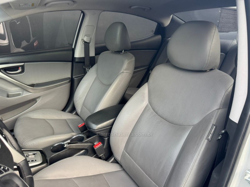 ELANTRA 1.8 GLS 16V FLEX AUTOMÁTICO - 2013 - ESTâNCIA VELHA