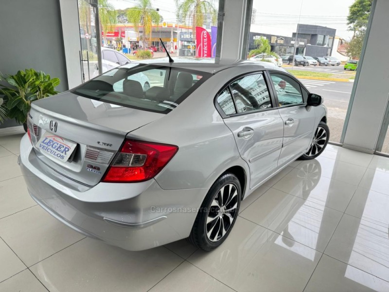 CIVIC 2.0 LXR 16V FLEX 4P AUTOMÁTICO - 2016 - SãO LEOPOLDO