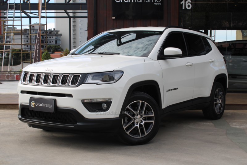 COMPASS 2.0 SPORT 4X2 16V GASOLINA 4P AUTOMÁTICO