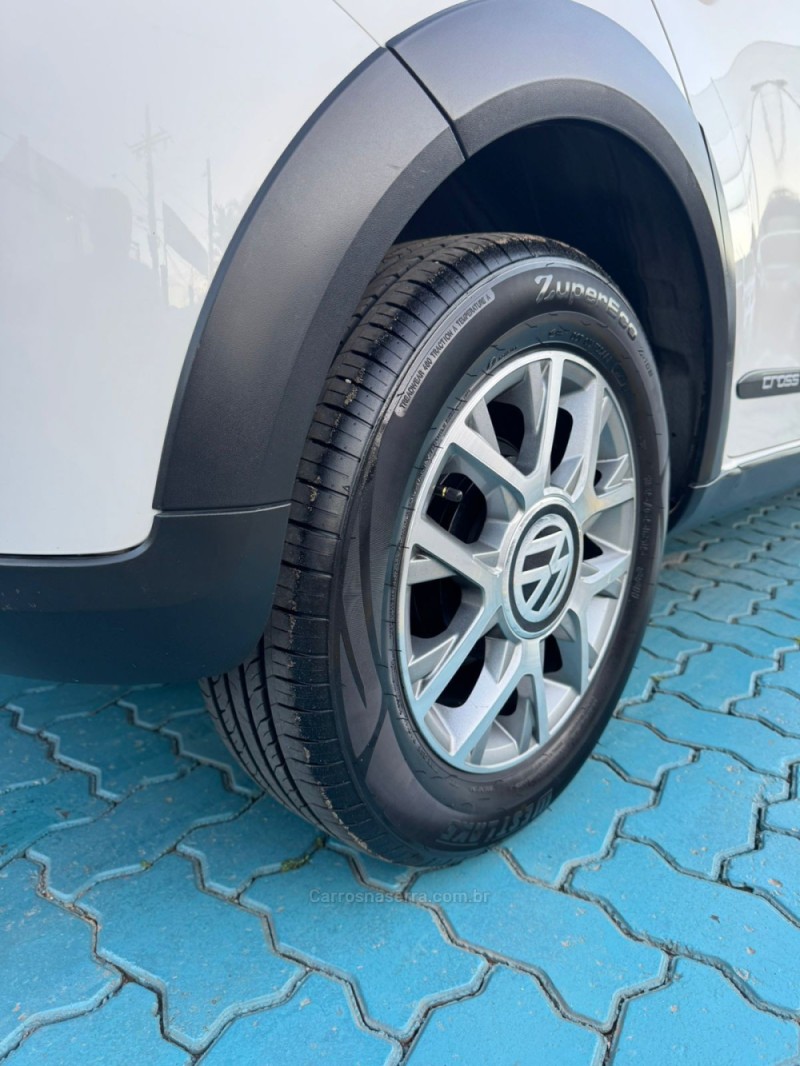 UP 1.0 TSI CROSS 12V FLEX 4P MANUAL - 2016 - ESTâNCIA VELHA