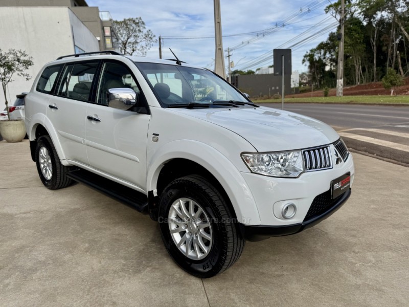 PAJERO DAKAR 3.2 HPE 4X4 7 LUGARES 16V TURBO INTERCOOLER DIESEL 4P AUTOMÁTICO - 2010 - LAJEADO