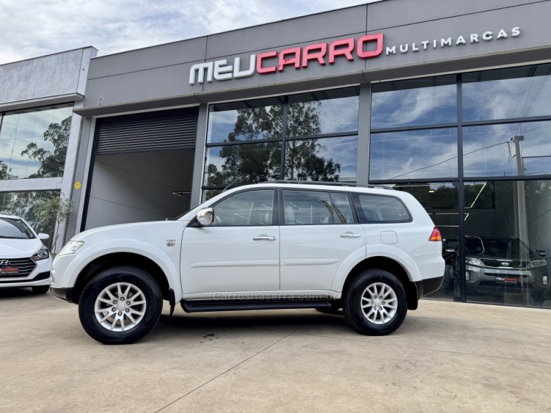 PAJERO DAKAR 3.2 HPE 4X4 7 LUGARES 16V TURBO INTERCOOLER DIESEL 4P AUTOMÁTICO