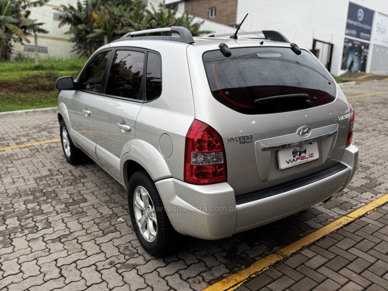 TUCSON 2.0 MPFI GLS 16V 143CV 2WD FLEX 4P AUTOMÁTICO - 2013 - FELIZ