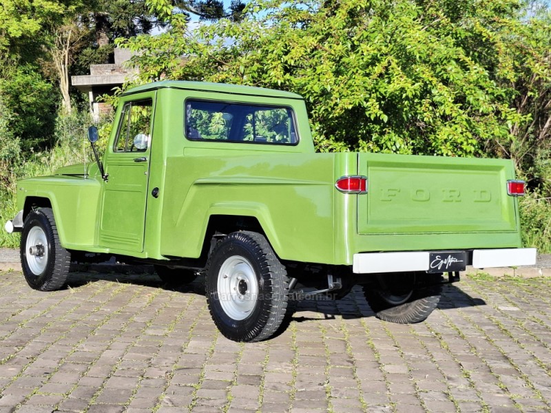 F-75 2.3 4X4 PICK-UP MANUAL - 1973 - BENTO GONçALVES