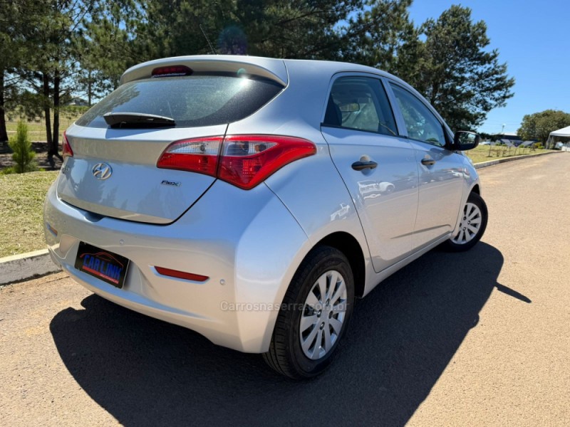 HB20 1.0 COMFORT STYLE 12V FLEX 4P MANUAL - 2013 - VACARIA