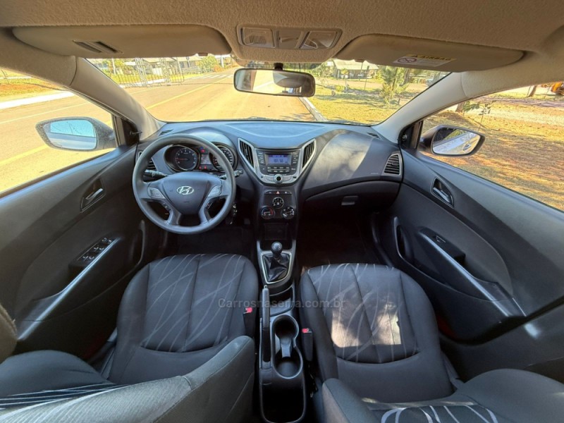 HB20 1.0 COMFORT STYLE 12V FLEX 4P MANUAL - 2013 - VACARIA