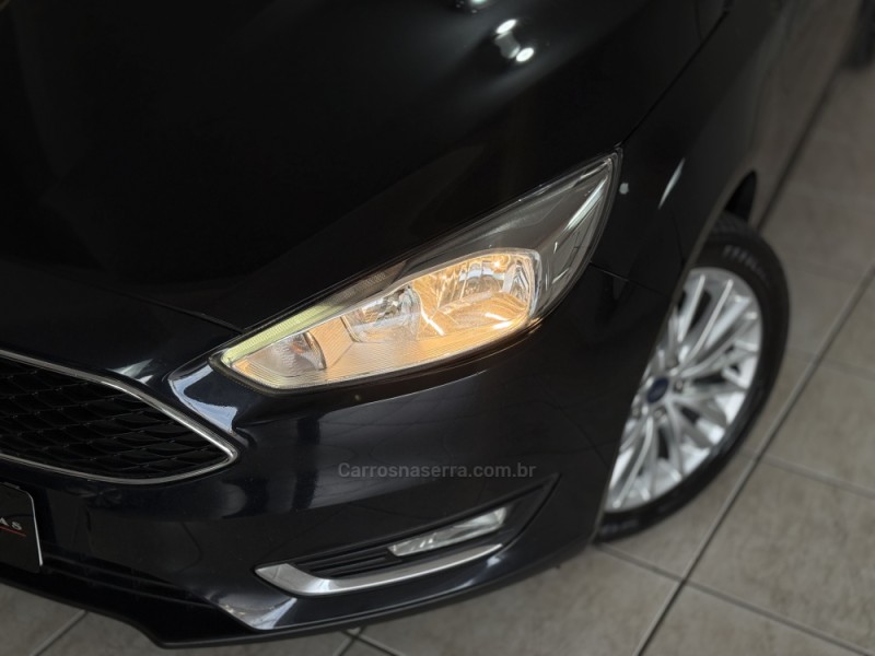 FOCUS 2.0 SE PLUS SEDAN 16V FLEX 4P AUTOMÁTICO - 2018 - GUAPORé