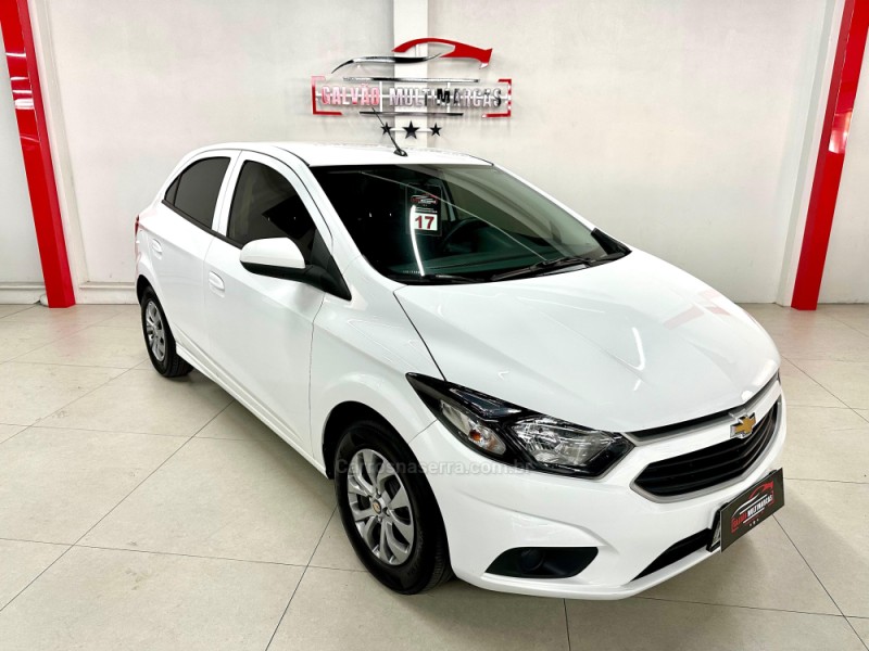 ONIX 1.4 MPFI LT 8V FLEX 4P MANUAL - 2017 - CAXIAS DO SUL