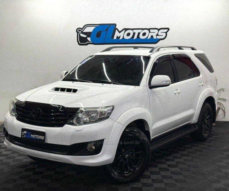 HILUX SW4 3.0 SR 4X4 16V TURBO INTERCOOLER DIESEL 4P AUTOMÁTICO - 2013 - NOVO HAMBURGO