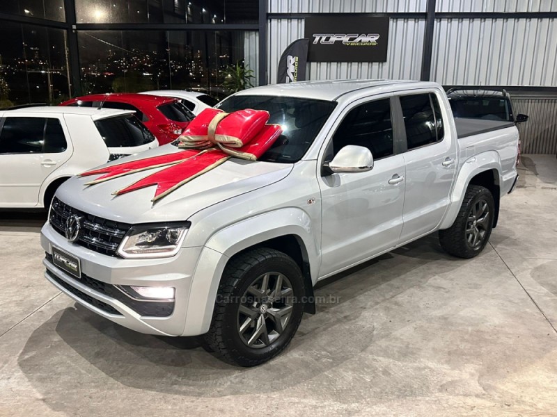 AMAROK 2.0 HIGHLINE 4X4 CD 16V TURBO INTERCOOLER DIESEL 4P AUTOMÁTICO - 2019 - CAMPO BOM