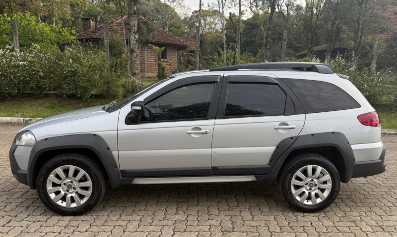 PALIO 1.8 MPI ADVENTURE WEEKEND 16V FLEX 4P AUTOMATIZADO - 2016 - CANELA