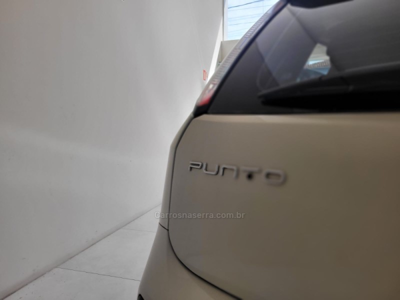PUNTO 1.4 ATTRACTIVE 8V FLEX 4P MANUAL - 2014 - CANELA