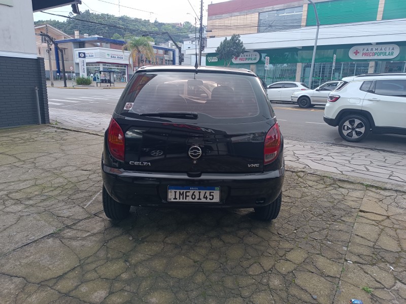 CELTA 1.0 MPFI VHC SUPER 8V GASOLINA 4P MANUAL - 2005 - FLORES DA CUNHA
