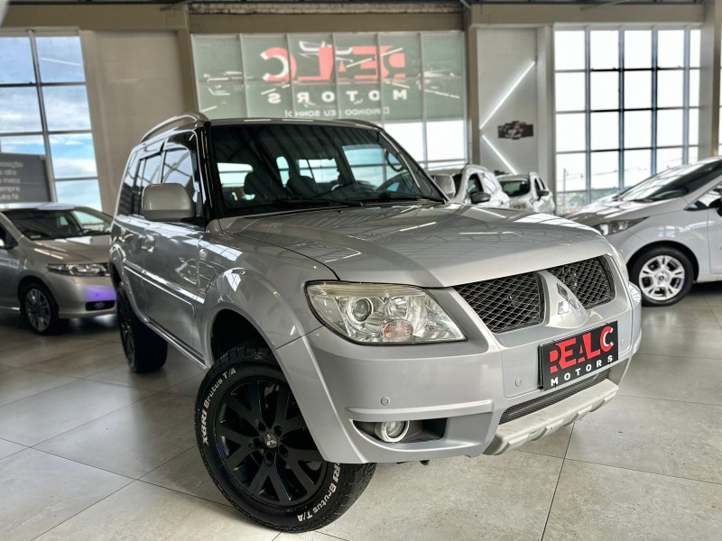 PAJERO TR4 2.0 4X4 16V 140CV FLEX 4P AUTOMÁTICO - 2010 - CAXIAS DO SUL